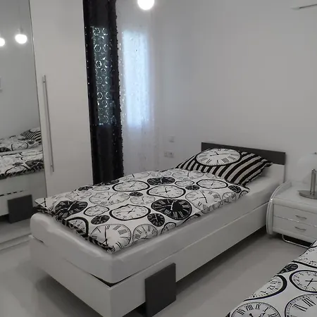 Apartment Laura Deluxe *